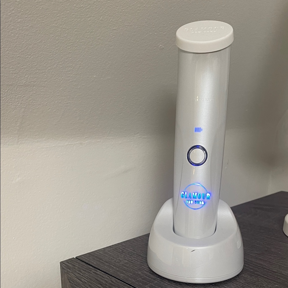 Glamour Silver Facial Blue Light with Blue LED Display